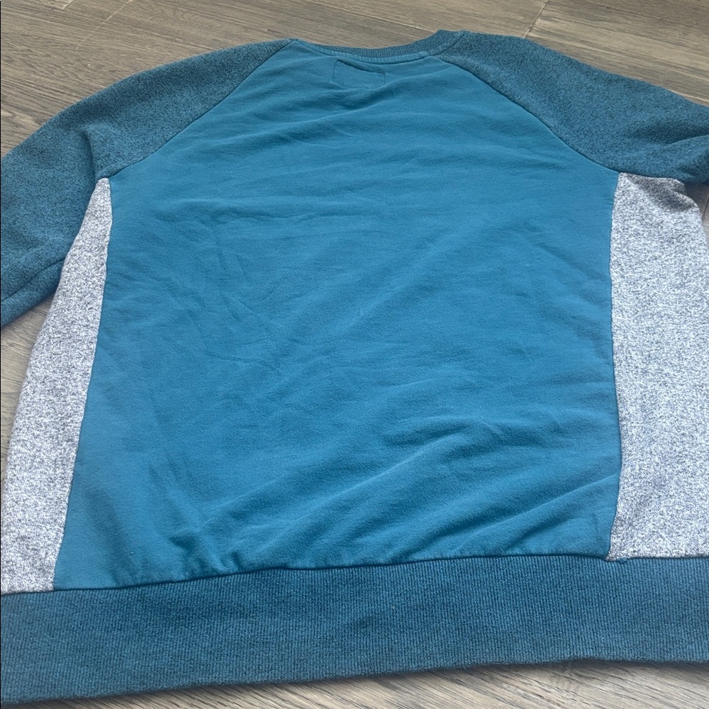 Roots | Blue Grey and White Colour Block Long Sleeve Sweater Size Large - Picture 11 of 11